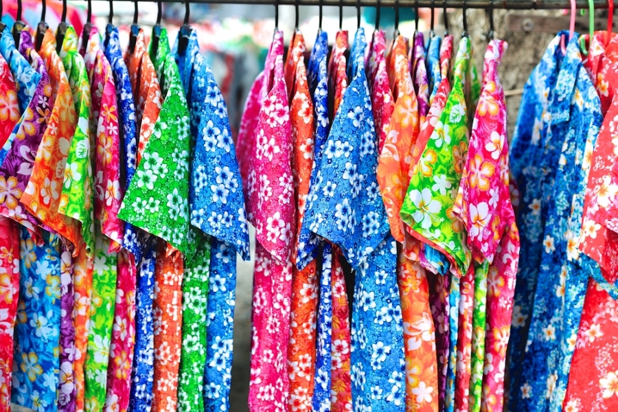 ハワイの正装 “アロハシャツ” を生み出した日本人の「もったいない精神」と染織工芸