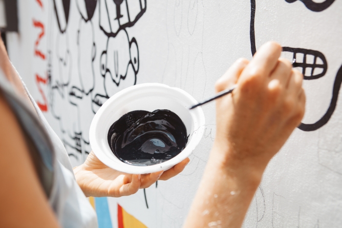地元の若手芸術家と市がコラボ。アートで街を彩る「平塚地下道ミュージアム」
