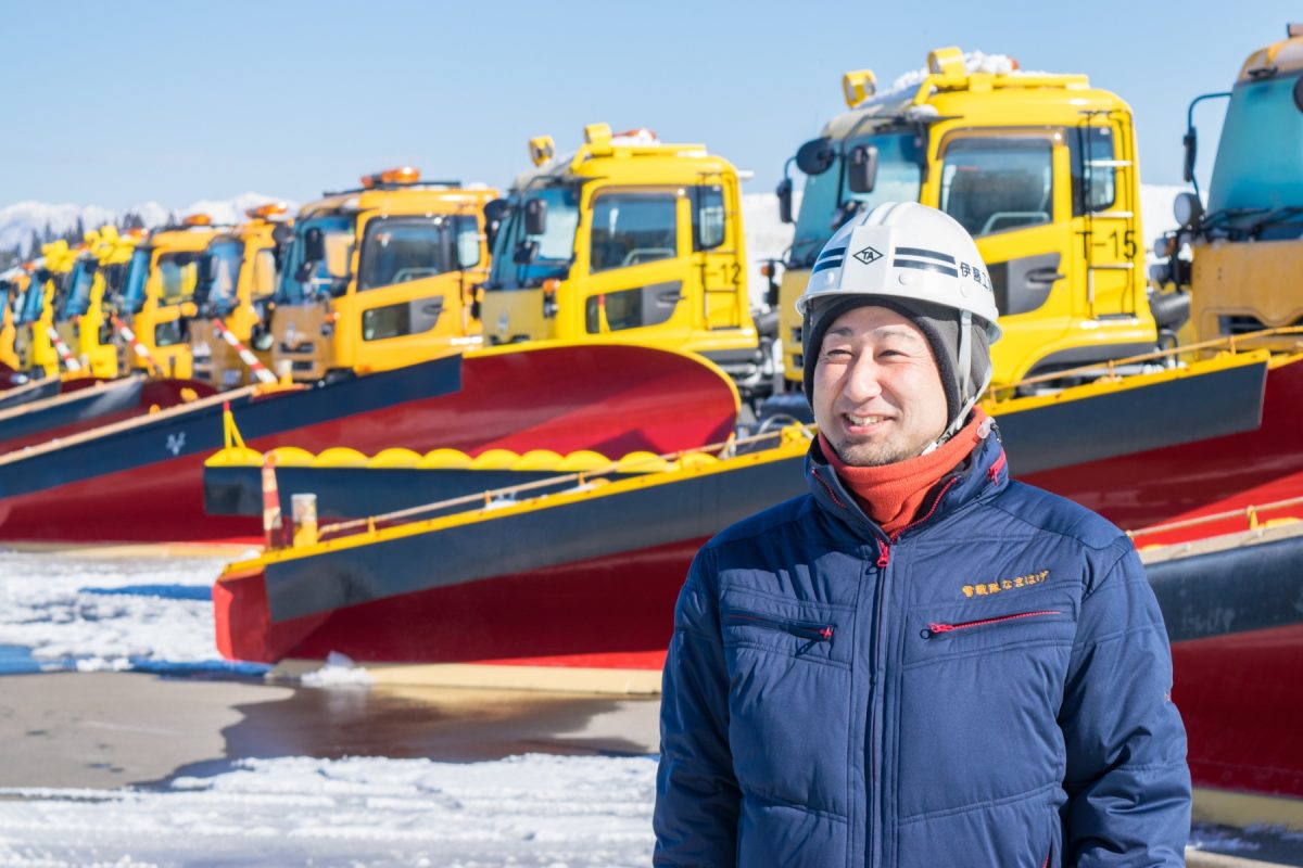 除雪は経済を回す。午前３時、空港で動き出す秋田県人